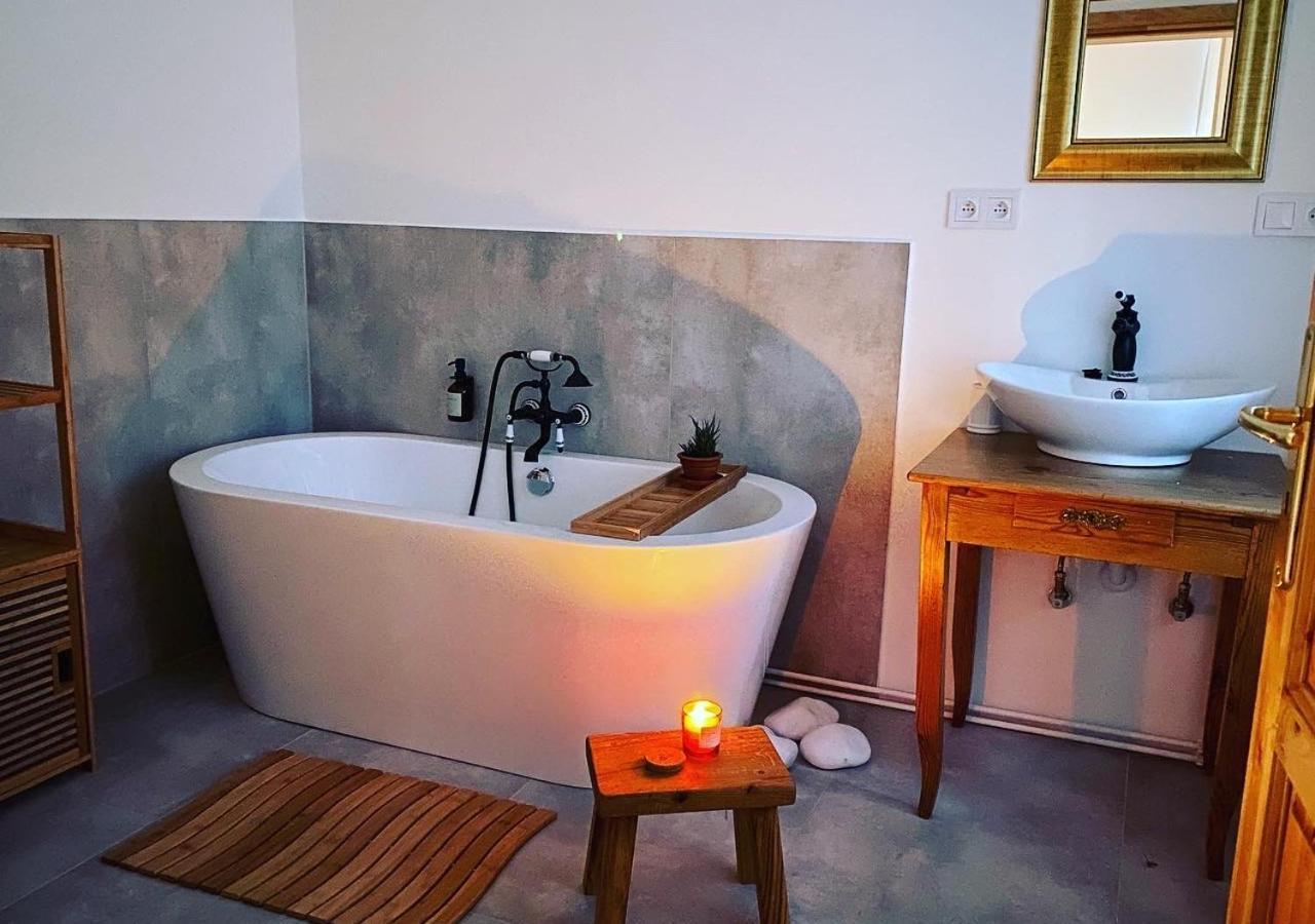 Maciejowiec Castle Hill Apartment I מראה חיצוני תמונה